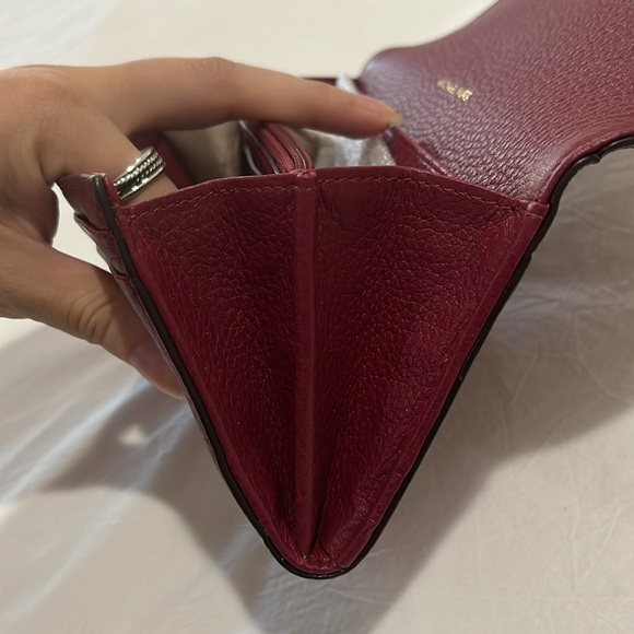 Michael Kors Fulton Mulberry Gusset Carryall Leather Wallet NWT - Picture 6 of 6